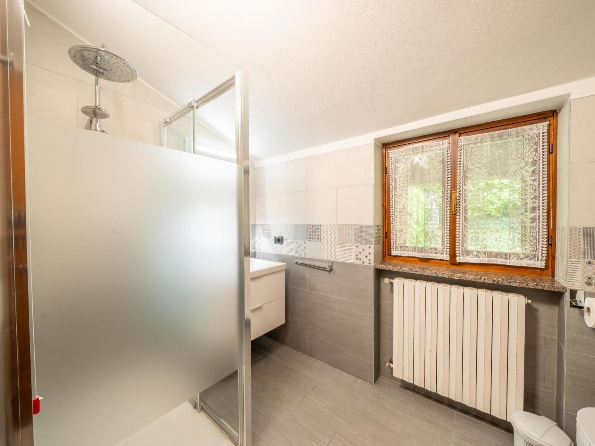 Apartment Tondo-2 By Interhome Castelveccana Eksteriør billede